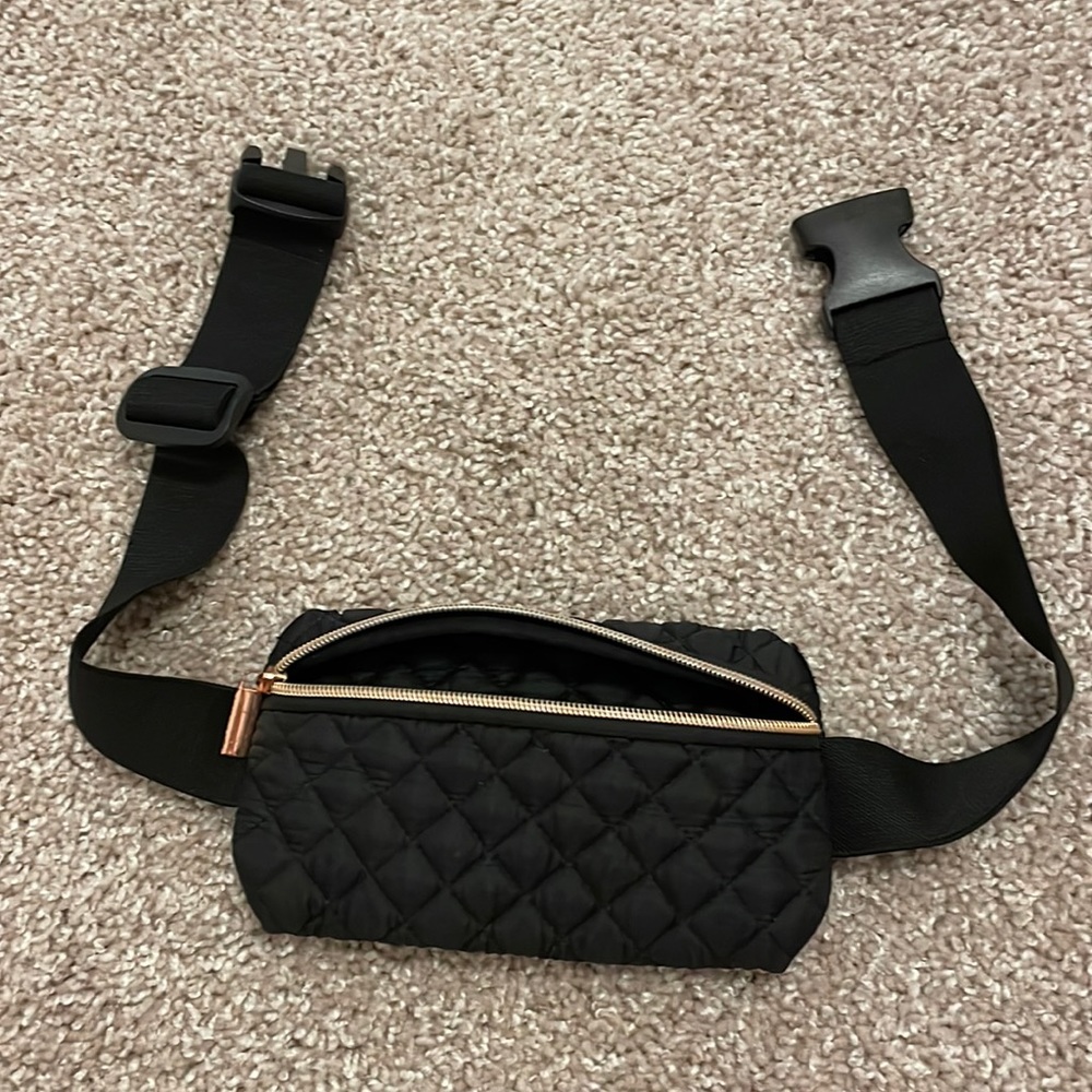 Nordstrom Black and Gold Fanny Pack